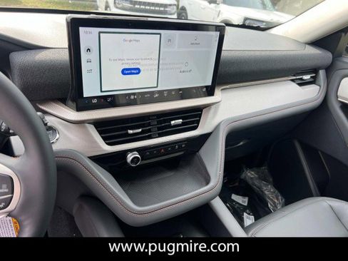 New 2025 Ford Explorer Active w/ Active Comfort Package image 20