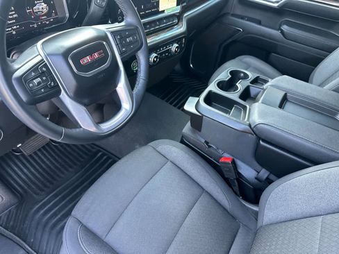 Used 2024 GMC Sierra 1500 Elevation image 17