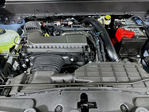 New 2026 Ford Maverick XLT w/ XLT Luxury Package FWD image 19