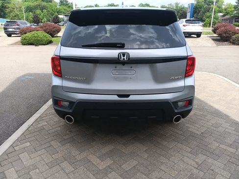 Used 2024 Honda Passport EX-L image 5