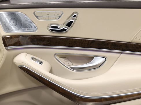 Used 2016 Mercedes-Benz Maybach S 600 image 95