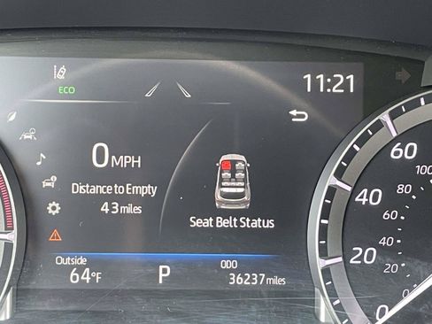 Used 2022 Toyota Highlander XLE AWD/4WD image 27