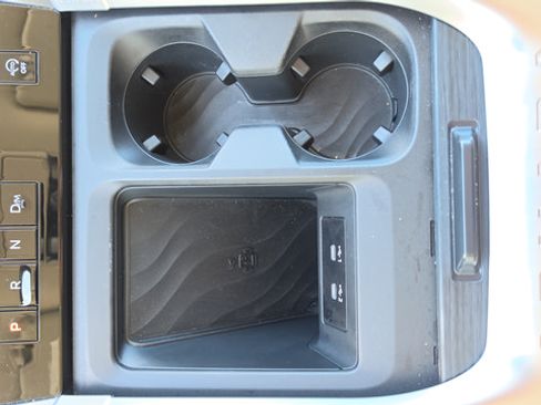 Used 2025 Nissan Armada Platinum AWD/4WD image 11