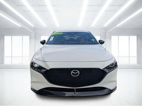 Used 2024 MAZDA MAZDA3 Hatchback w/Premium Plus Pkg image 8