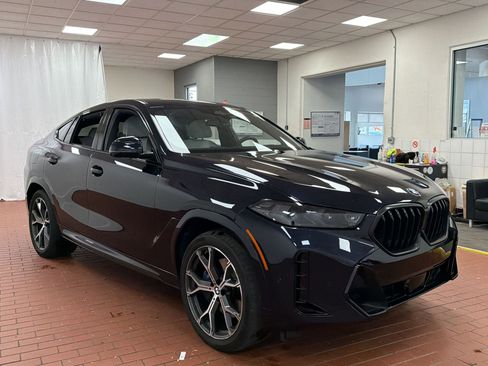 Used 2024 BMW X6 xDrive40i w/ Executive Package image 7