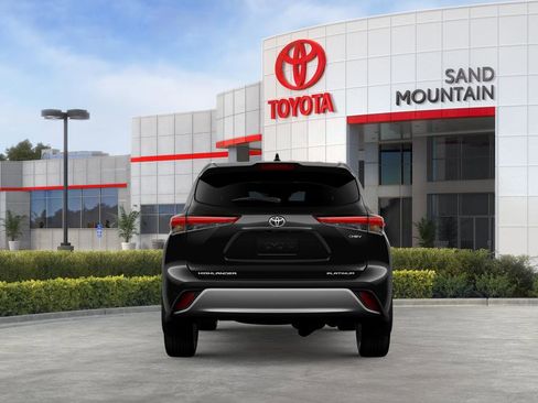 New 2026 Toyota Highlander Platinum AWD/4WD image 32