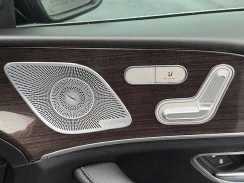 Used 2020 Mercedes-Benz GLE 350 4MATIC w/ Premium Package image 17