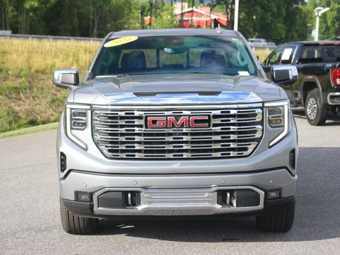 Used 2025 GMC Sierra 1500 Denali w/ Denali Reserve Package AWD/4WD image 2