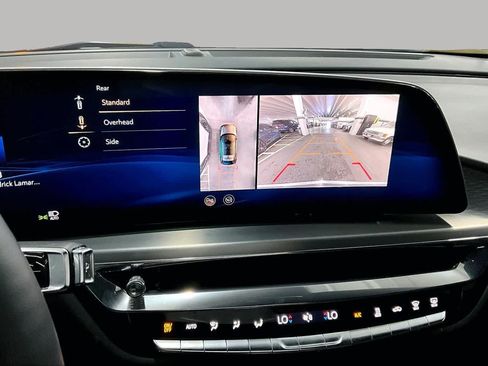 Used 2023 Cadillac Lyriq 2WD image 26