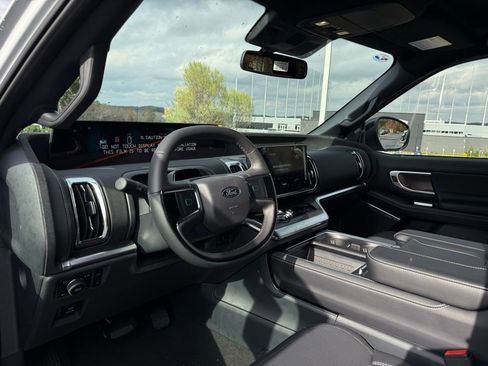 New 2025 Ford Expedition Platinum w/ Stealth Performance Package image 10