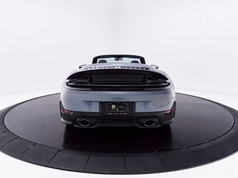 Used 2025 Porsche 911 Carrera RWD image 23