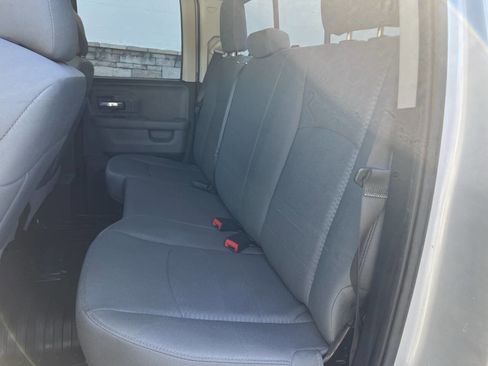 Used 2015 RAM 1500 Classic SLT image 11