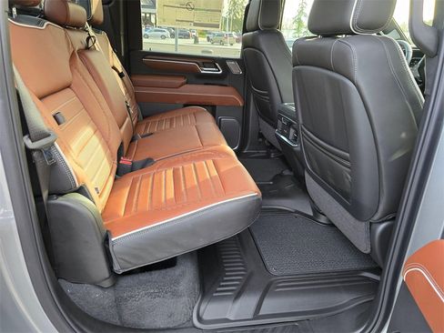 New 2026 GMC Sierra 2500 Denali Ultimate w/ Max Trailering Package image 14