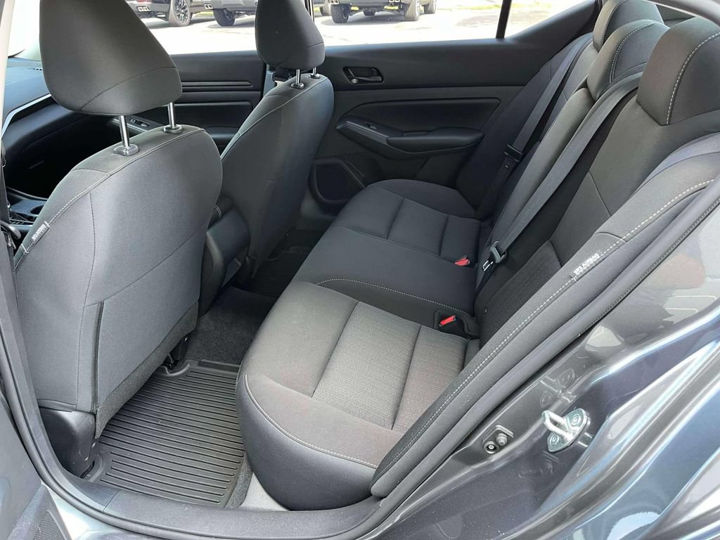 Used 2023 Nissan Altima 2.5 S FWD image 16