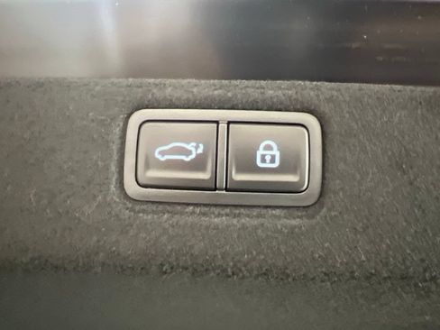 New 2026 Hyundai Sonata Limited FWD image 9