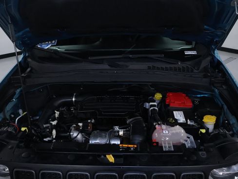 Used 2020 Jeep Renegade Trailhawk w/ Premium Leather Group image 36