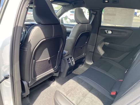 New 2023 Volvo C40 P8 Recharge Plus w/ Climate Package image 28