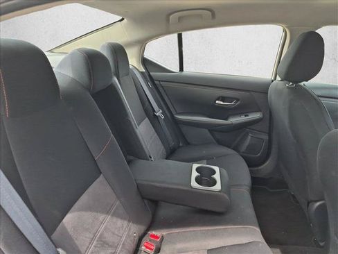 Used 2025 Nissan Sentra SR FWD image 13