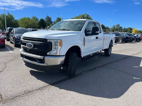 Used 2022 Ford F250 XL w/ Power Equipment Group AWD/4WD image 14