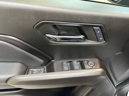 Used 2024 Chevrolet Colorado LT w/ LT Convenience Package II image 24