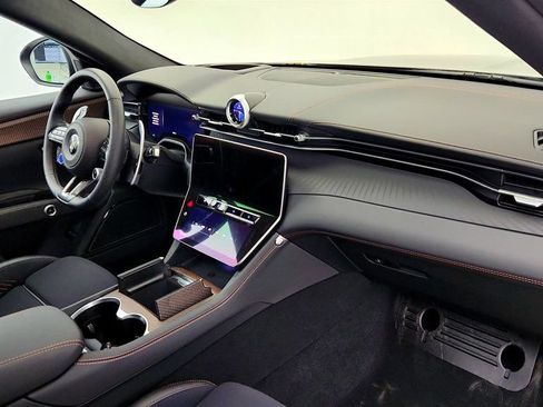 Used 2025 Maserati Grecale Folgore image 26