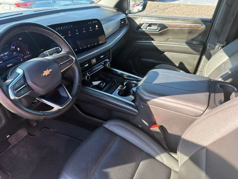Used 2025 Chevrolet Tahoe LT AWD/4WD image 10