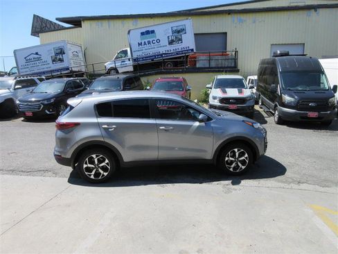 Used 2021 Kia Sportage LX w/ LX AWD Popular Package image 8