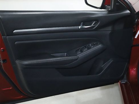 Used 2022 Nissan Altima 2.5 SV AWD/4WD image 15