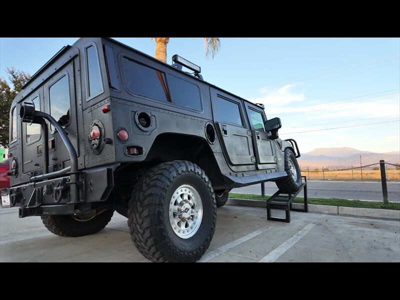 Used 1997 HUMMER H1 4-Door Wagon AWD/4WD image 26