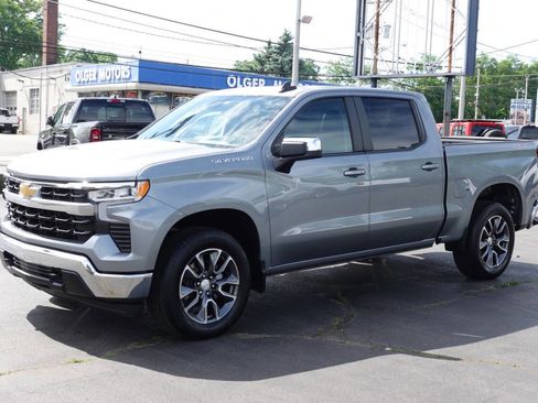 Used 2023 Chevrolet Silverado 1500 LT AWD/4WD image 1