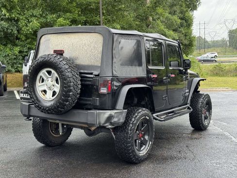 Used 2017 Jeep Wrangler Unlimited Sport w/ Connectivity Group AWD/4WD image 20