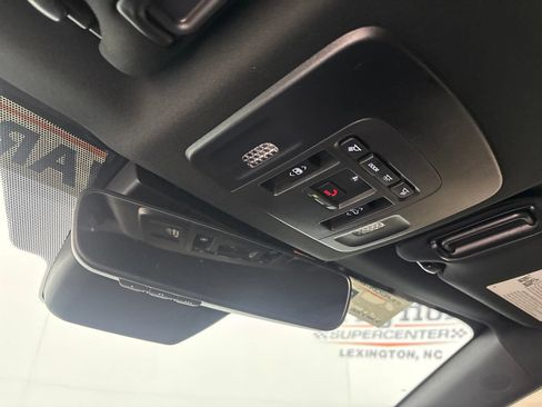 Used 2025 Toyota Camry XSE FWD image 23
