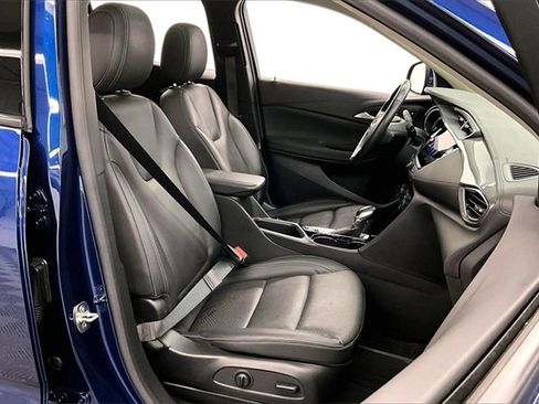 Used 2023 Buick Encore GX Essence w/ Experience Buick Package image 7