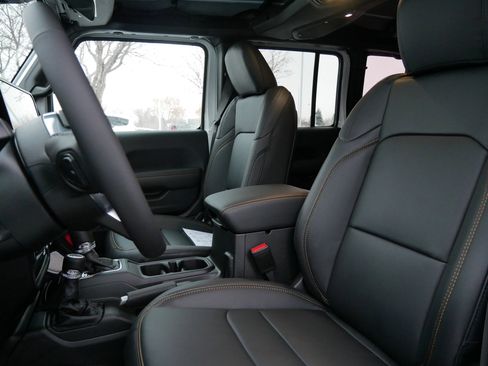 New 2026 Jeep Wrangler Sahara image 9