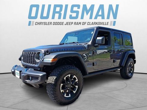 Used 2025 Jeep Wrangler Unlimited Rubicon 4xe w/ Safety Group AWD/4WD image 3
