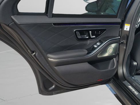 New 2026 Mercedes-Benz S 63 AMG S image 12