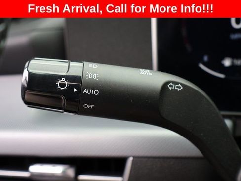 Used 2025 Hyundai Sonata SEL FWD image 35