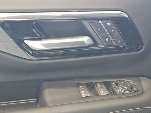 New 2026 Chevrolet Tahoe Premier w/ Sun And Tow Package AWD/4WD image 24