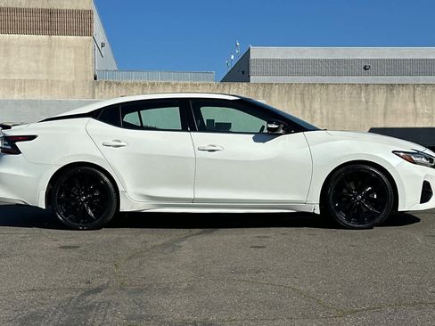 Used 2022 Nissan Maxima SR w/ Sport Mat Group image 6