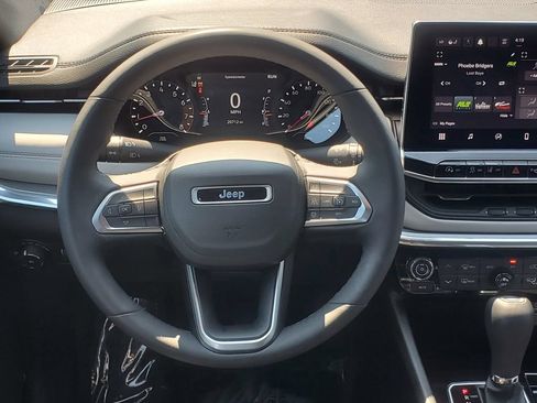 Used 2023 Jeep Compass Limited AWD/4WD image 23