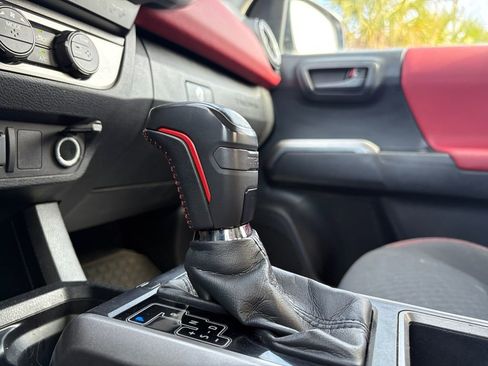 Used 2021 Toyota Tacoma SR5 image 25