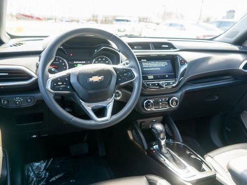Used 2022 Chevrolet TrailBlazer ACTIV w/ Sun and Liftgate Package image 13