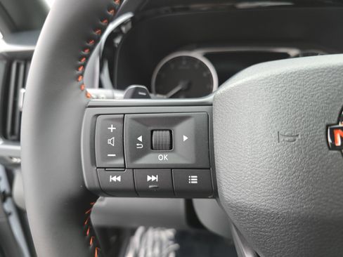 New 2026 Nissan Pathfinder Rock Creek image 18