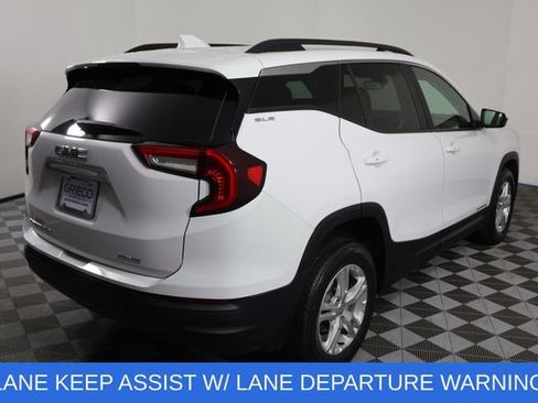 Used 2023 GMC Terrain SLE w/ Driver Convenience Package AWD/4WD image 7