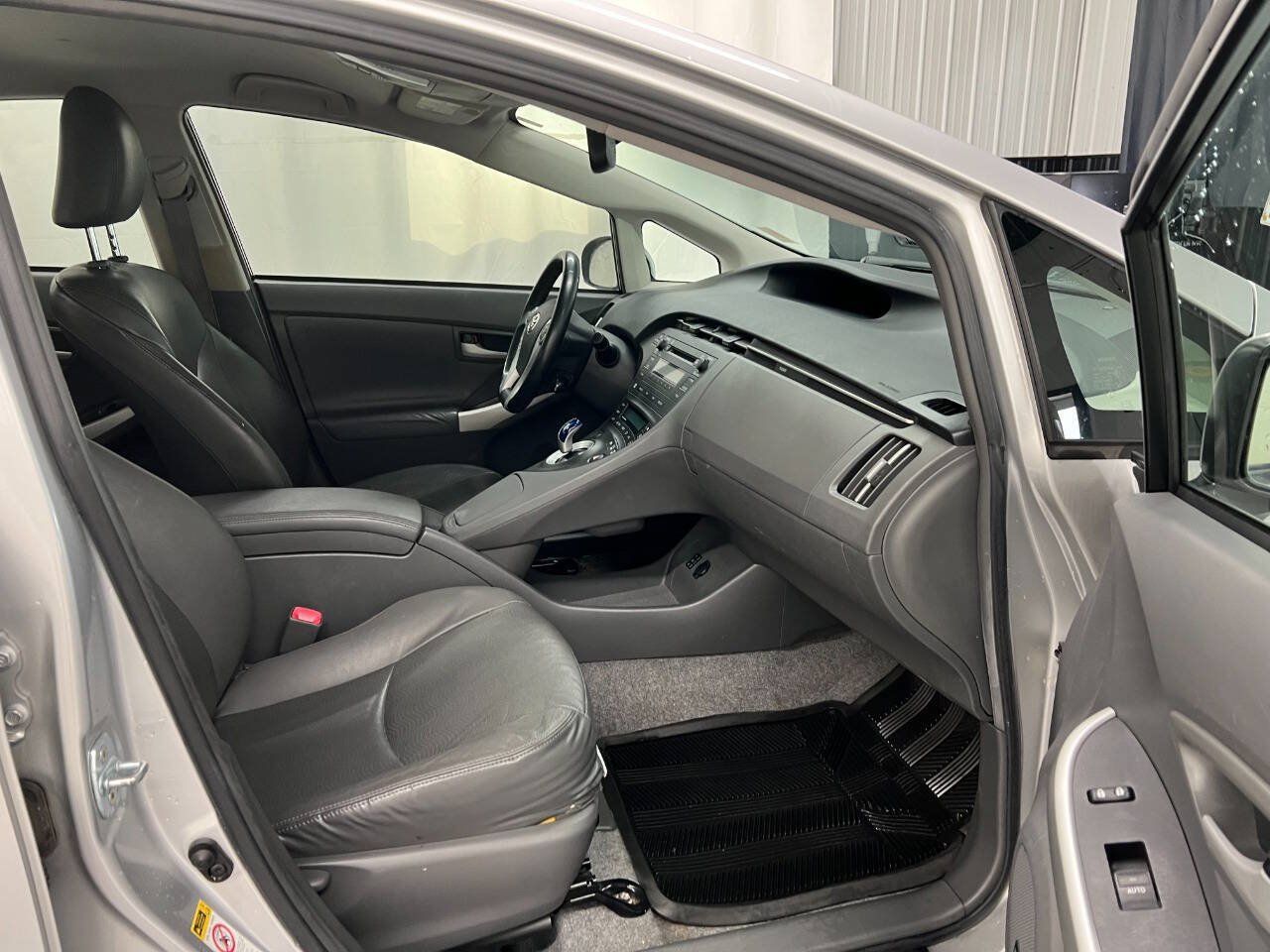 Used 2010 Toyota Prius Four FWD image 11