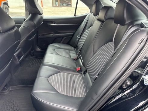 Used 2024 Toyota Camry SE image 23