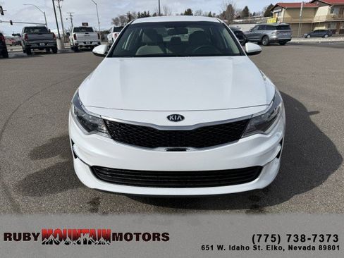 Used 2018 Kia Optima LX w/ 17" Alloy Wheels Package image 2