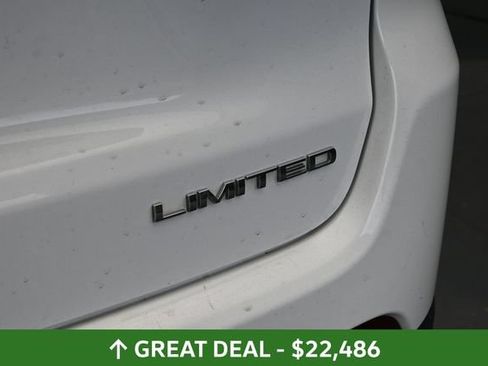 Used 2025 Jeep Compass Limited AWD/4WD image 13