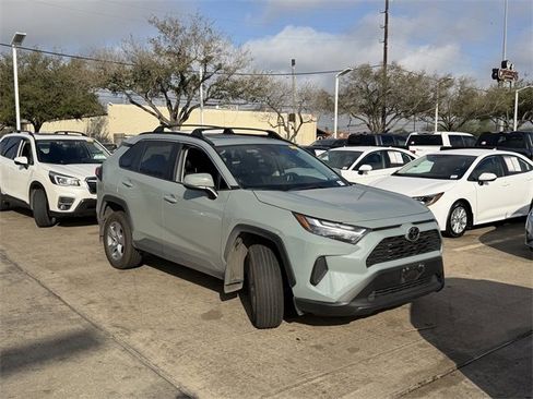 Used 2023 Toyota RAV4 XLE w/ Convenience Package image 3