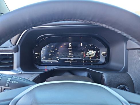 Used 2023 GMC Yukon Denali image 13